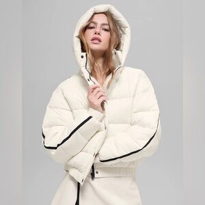 ALO Yoga white Aspen Puffer Jacket NWT